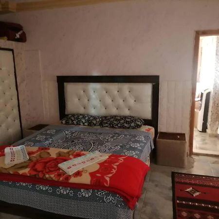 Guest House Hazem Al Azraq ash Shamali Экстерьер фото